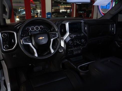 Used 2022 Chevrolet Silverado 3500 LT w/ Convenience Package image 26