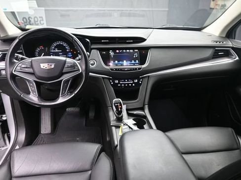 Used 2019 Cadillac XT5 Premium Luxury AWD/4WD image 9