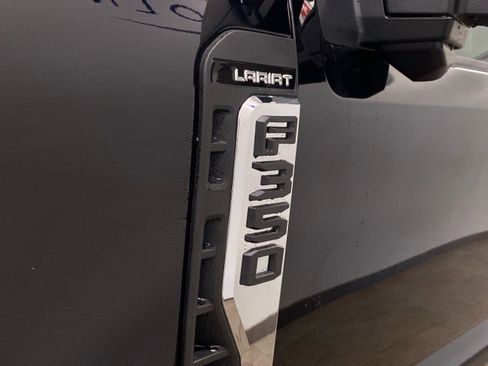 New 2026 Ford F350 Lariat w/ FX4 Off-Road Package image 13