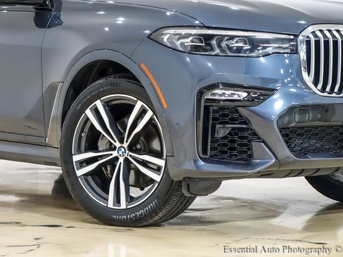 Used 2020 BMW X7 xDrive40i w/ M Sport Package AWD/4WD image 3