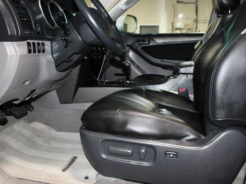 Used 2008 Toyota 4Runner Sport RWD image 22