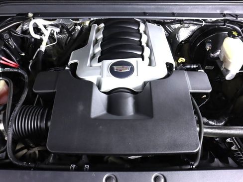 Used 2016 Cadillac Escalade Premium image 47