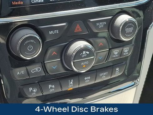 Used 2020 Jeep Grand Cherokee Summit AWD/4WD image 16