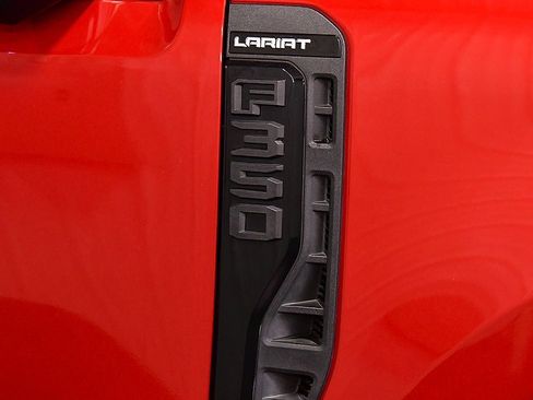 Used 2024 Ford F350 Lariat w/ Lariat Ultimate Package image 10