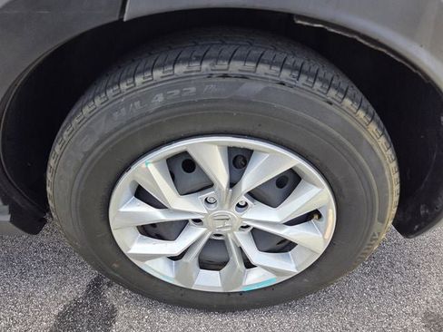 Used 2024 Honda CR-V LX image 7