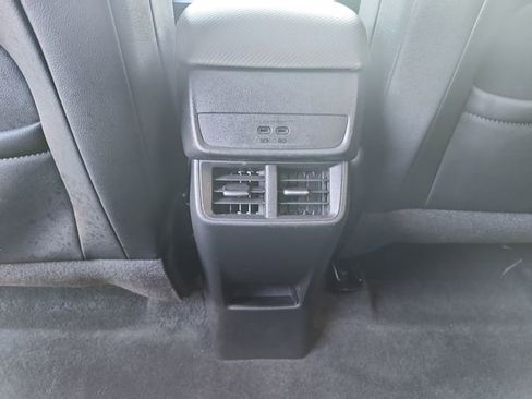 Certified 2025 Chevrolet Equinox LT w/ Convenience Package II image 32