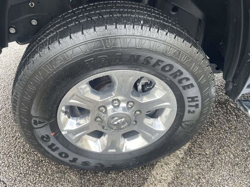 Used 2025 RAM 2500 Big Horn image 9