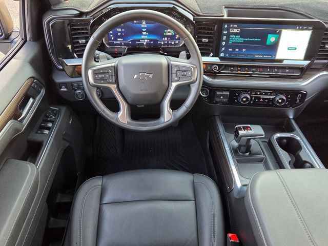 Used 2025 Chevrolet Silverado 1500 RST AWD/4WD image 7