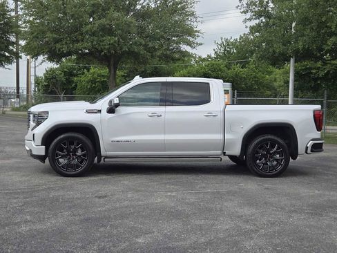 Certified 2023 GMC Sierra 1500 Denali w/ Technology Package AWD/4WD image 4