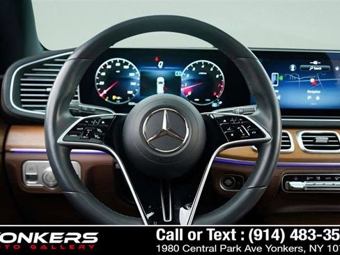 Used 2024 Mercedes-Benz GLE 580 4MATIC image 37