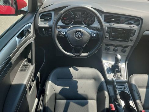 Used 2016 Volkswagen Golf SE FWD image 7