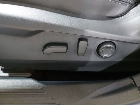 Certified 2025 Subaru Outback Limited w/ Popular Package #2 image 30