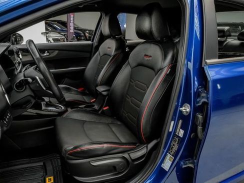 Used 2021 Kia Forte GT image 38