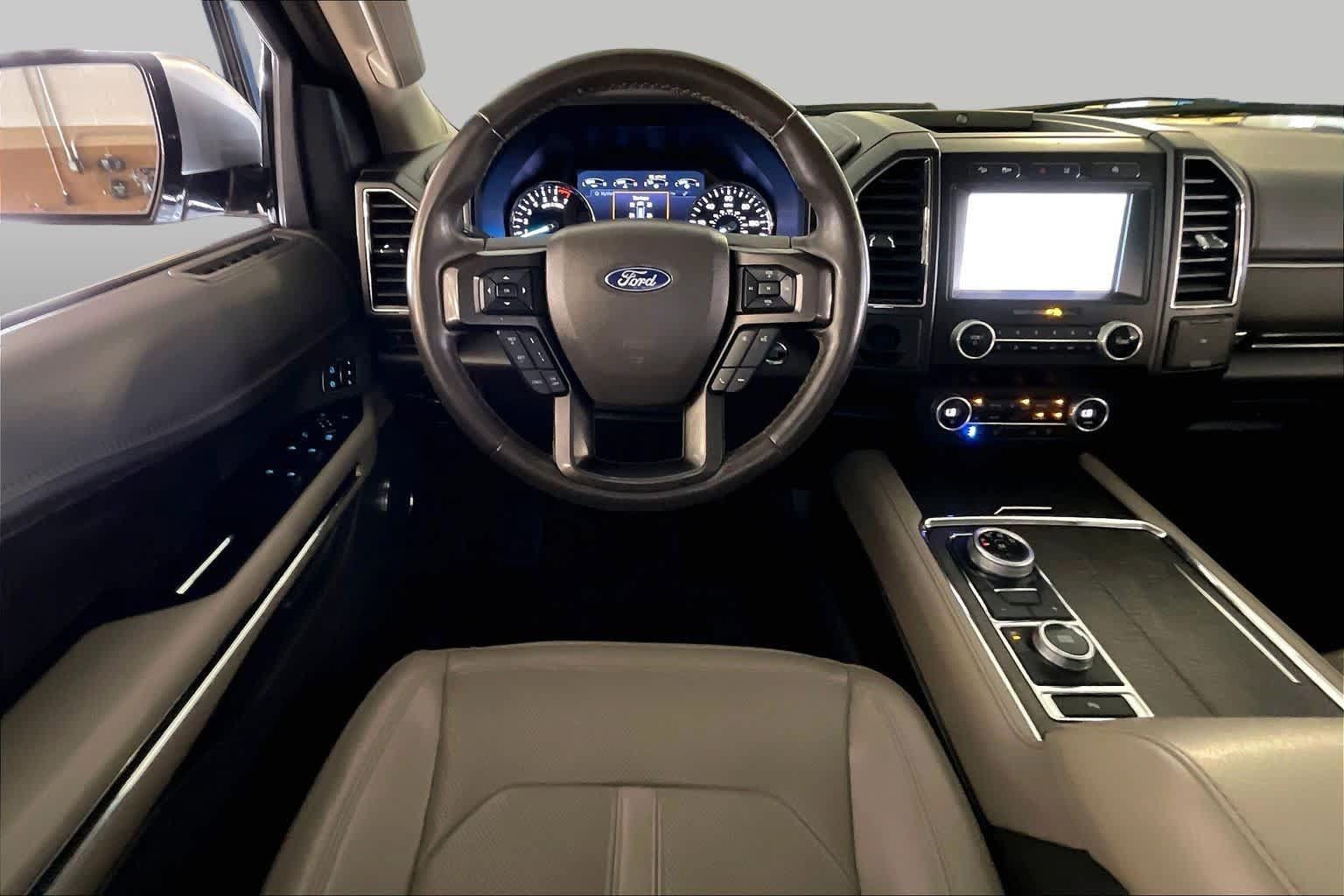 Used 2021 Ford Expedition Limited AWD/4WD image 5