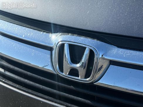 Used 2019 Honda Odyssey LX image 8