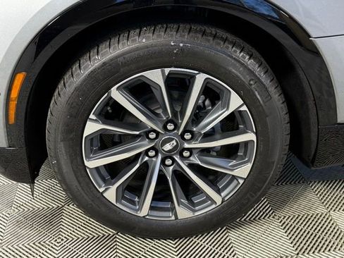 New 2026 Cadillac Lyriq Sport RWD image 15