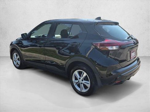Used 2025 Nissan Kicks Play S FWD image 9