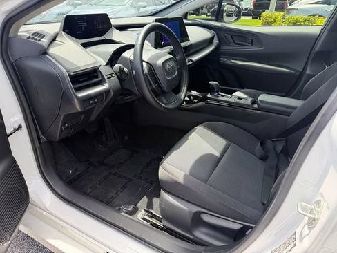 Certified 2024 Toyota Prius LE FWD image 11