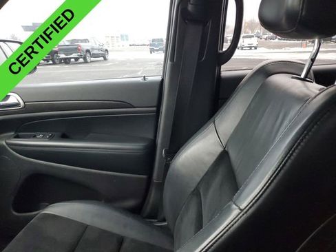 Used 2018 Jeep Grand Cherokee Altitude image 14
