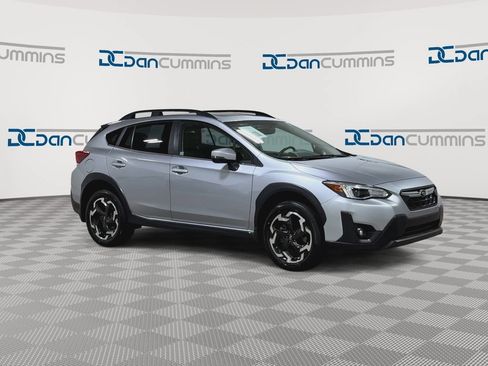 Used 2021 Subaru Crosstrek 2.5i Limited w/ Moonroof Package 2 AWD/4WD image 3