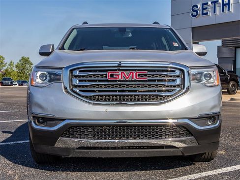 Used 2019 GMC Acadia SLT image 4