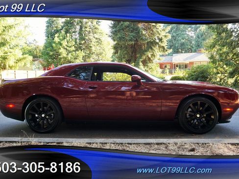 Used 2021 Dodge Challenger R/T image 8