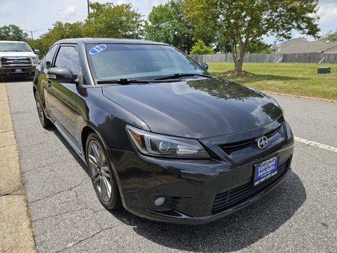 Used 2012 Scion tC FWD image 7
