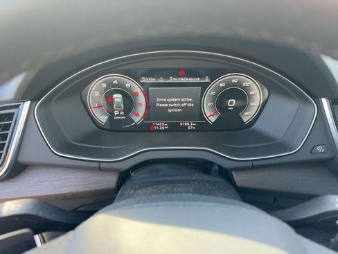 Used 2025 Audi Q5 2.0T Premium w/ Convenience Plus Package image 18