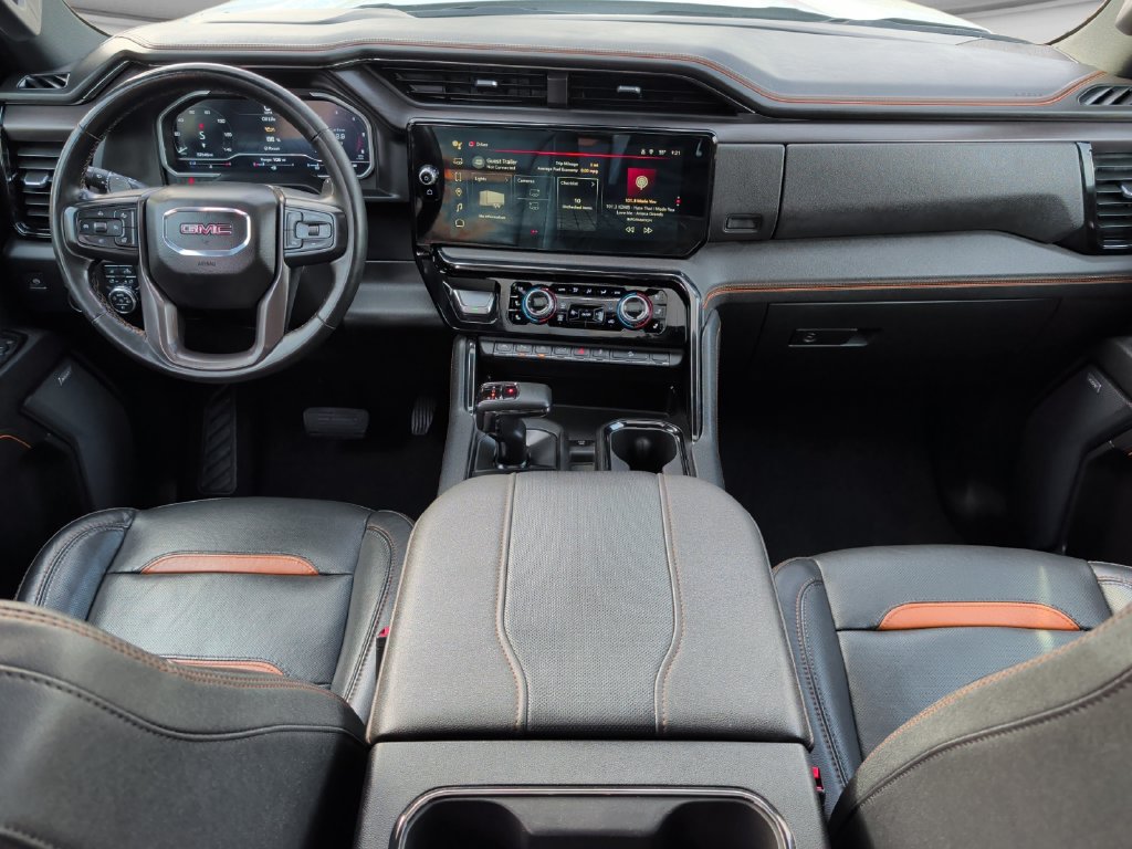 Used 2023 GMC Sierra 1500 AT4 w/ Technology Package AWD/4WD image 18