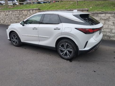 Used 2023 Lexus RX 350 Premium w/ Cold Area Package AWD/4WD image 7
