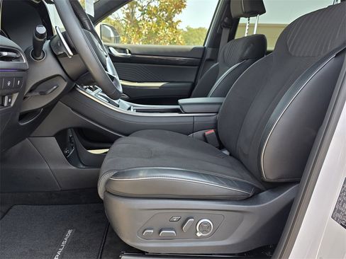 New 2025 Hyundai Palisade Calligraphy image 13