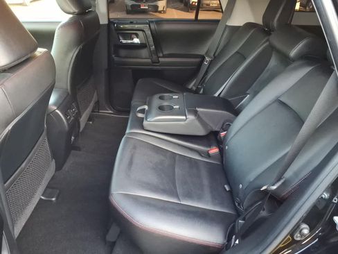 Used 2023 Toyota 4Runner TRD Off-Road Premium w/ Moonroof Package AWD/4WD image 10