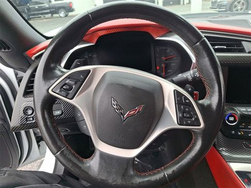 Used 2014 Chevrolet Corvette Z51 w/ 3LT Preferred Equipment Group image 18