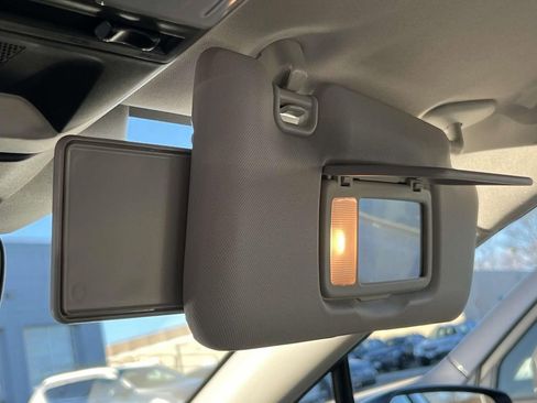 Certified 2024 Subaru Crosstrek 2.0i Premium image 35