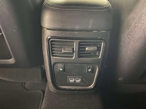 Used 2022 Dodge Charger GT w/ Plus Group RWD image 13