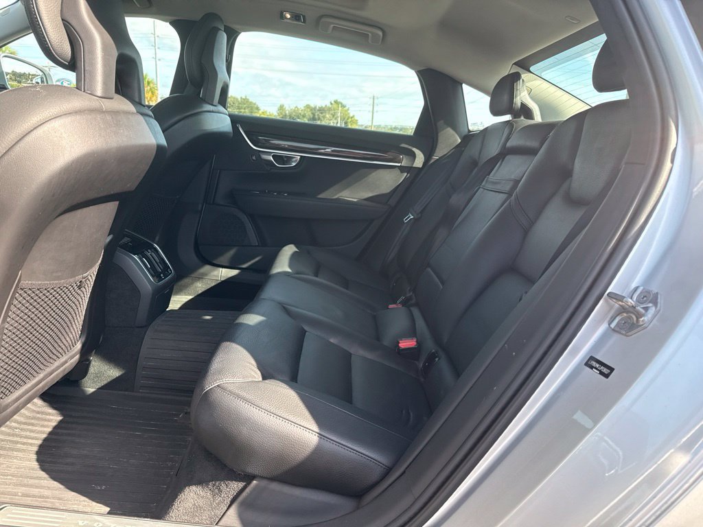 Used 2018 Volvo S90 T6 Momentum w/ Convenience Package AWD/4WD image 9