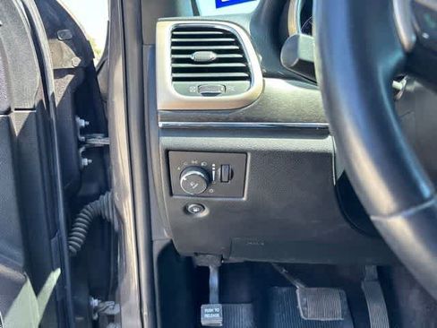 Used 2016 Jeep Grand Cherokee Limited RWD image 10