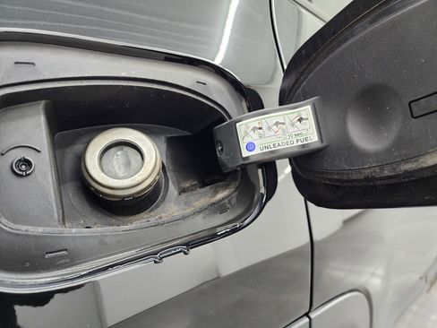 Used 2017 Jeep Compass Sport w/ Cold Weather Group image 27