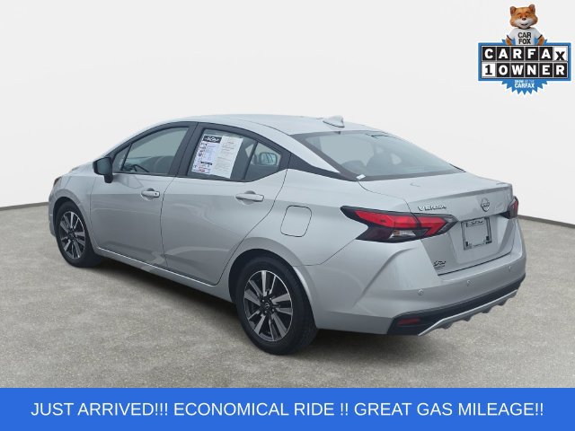 Used 2025 Nissan Versa SV FWD image 7