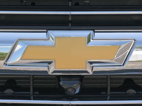 New 2026 Chevrolet Suburban Premier AWD/4WD image 48