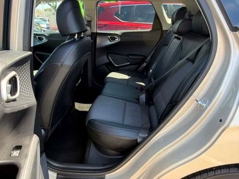 Used 2020 Kia Soul EX FWD image 29