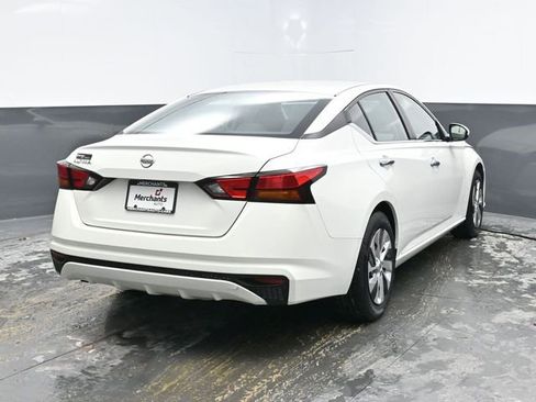 Used 2021 Nissan Altima 2.5 S image 6
