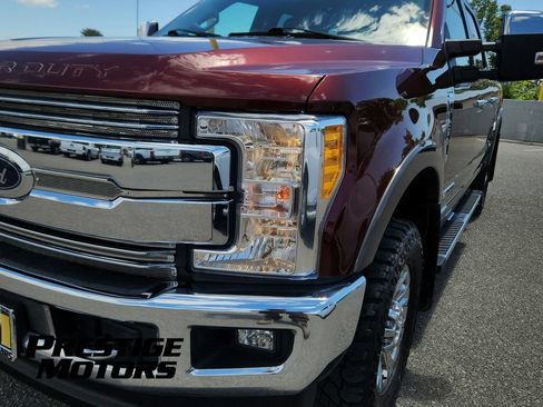 Used 2017 Ford F250 Lariat w/ Lariat Ultimate Package AWD/4WD image 10