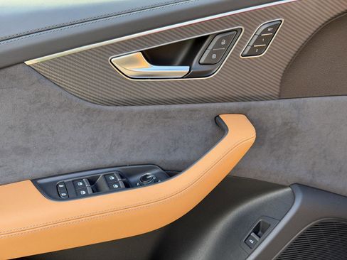 New 2026 Audi RS Q8 performance image 11