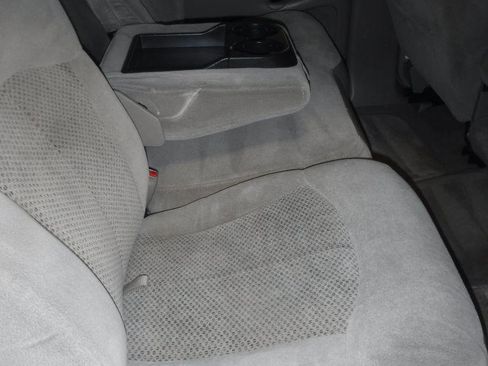 Used 2002 Chevrolet Silverado 1500 LS w/ Off-Road Skid Plate Pkg image 13