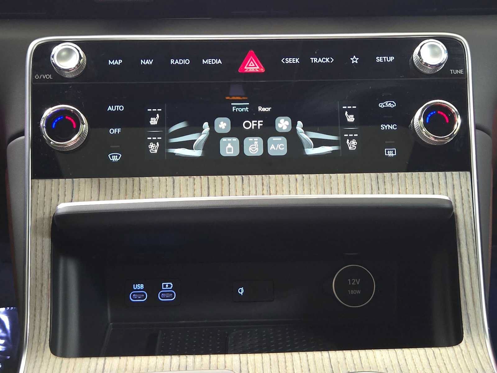 Used 2025 Genesis GV80 3.5T Prestige AWD/4WD image 28