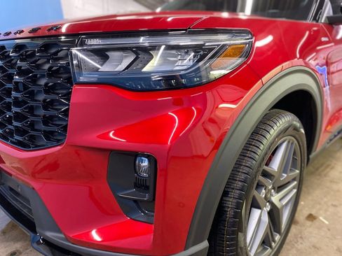 New 2026 Ford Explorer ST-Line w/ ST-Line Street Pack image 5