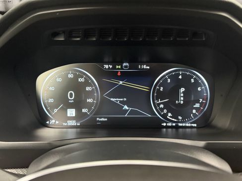 Used 2016 Volvo XC90 T6 R-Design w/ Vision Package image 34