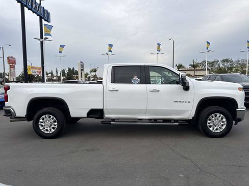 Used 2021 Chevrolet Silverado 3500 LTZ w/ LTZ Plus Package image 4