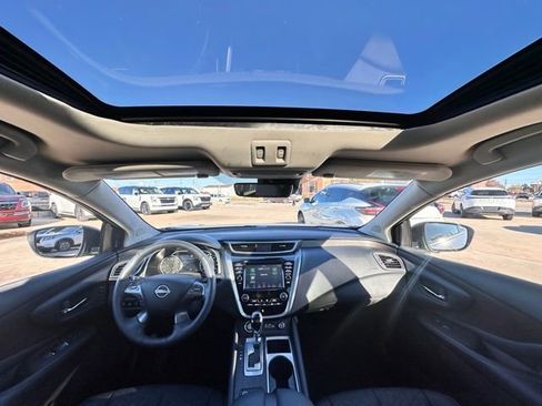 Certified 2024 Nissan Murano Platinum w/ Cargo Package image 32